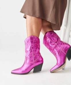 Dolce Vita Landen Boots in Electric Pink for women -Dolce Vita store 1f628b75edc14716b4e48d70c66eca1a 0c5385e0 e0b7 4970 ae35 923c669265ad 1080x