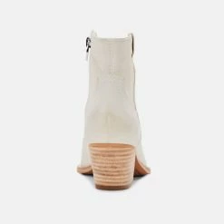 Dolce Vita Silma in Ivory Nubuck for women -Dolce Vita store 32650cd4c2b649129f9d46a44cacbc32 801b966e e02b 4610 a1d5 e3962b02c98e 1080x