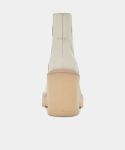 Dolce Vita Caster H2O Boots in Ivory for women -Dolce Vita store 50e87189e4ed4f208183611dd2e9320c 1080x